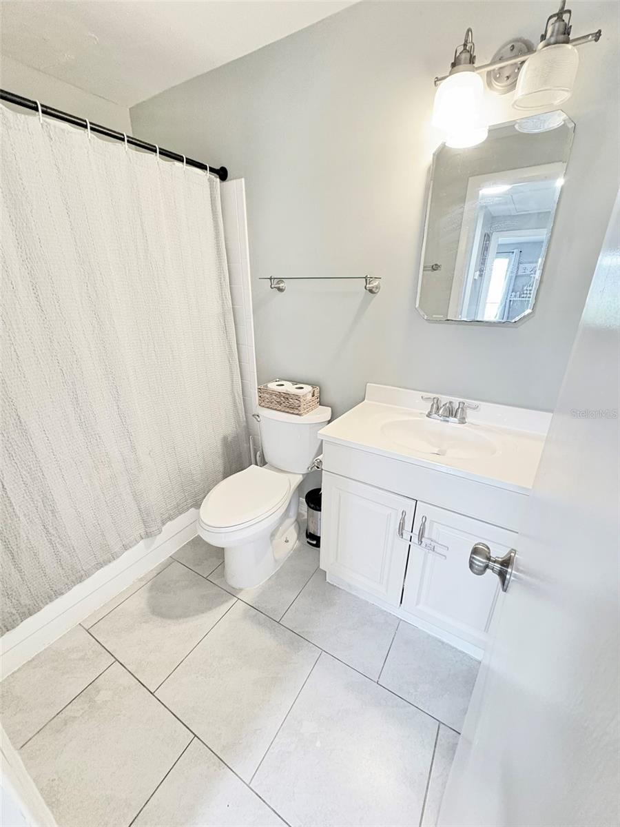 CRESTRIDGE 11TH ADD - Residential