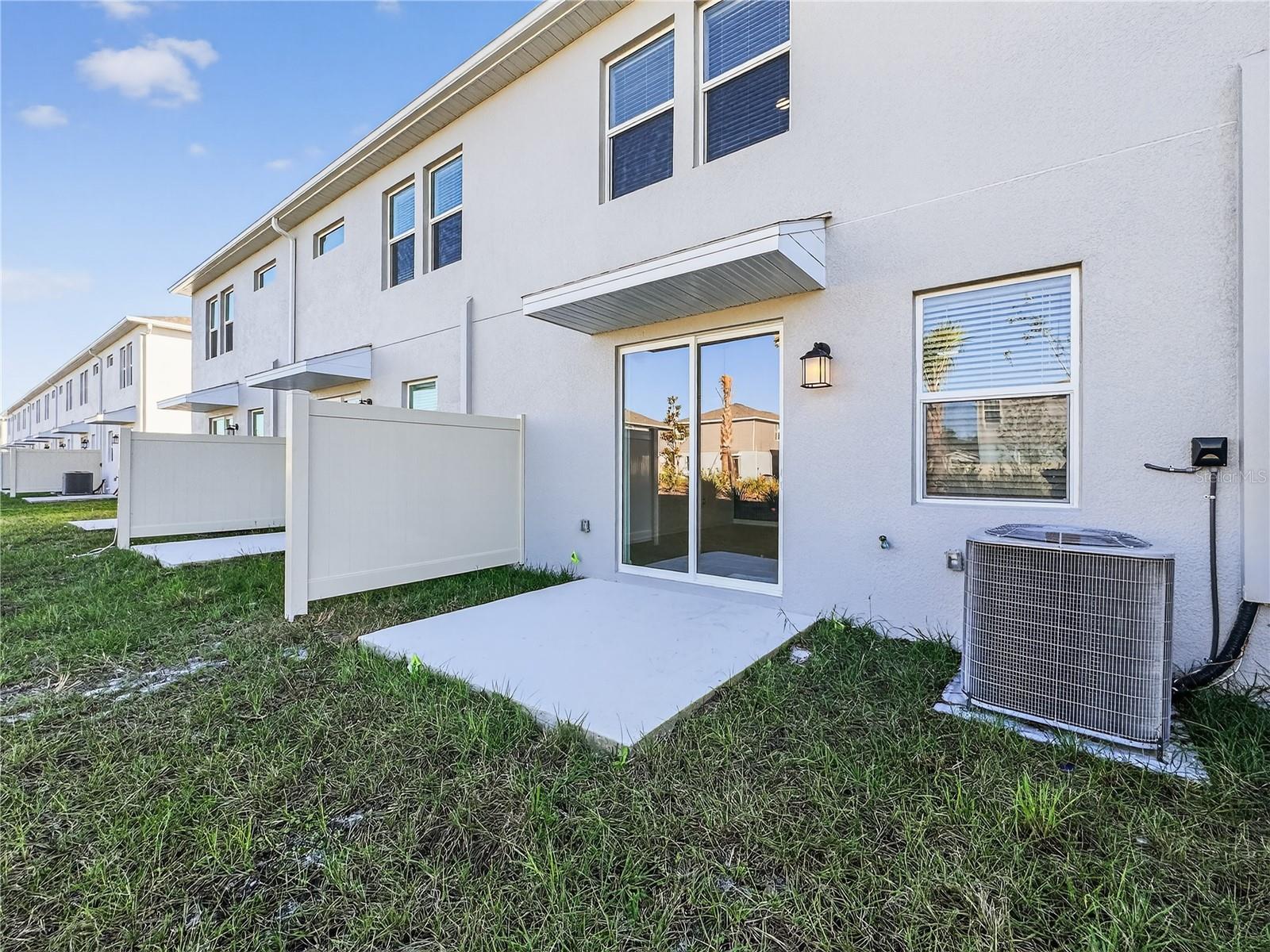 WESTVIEW POD A PH 3 - Residential Lease