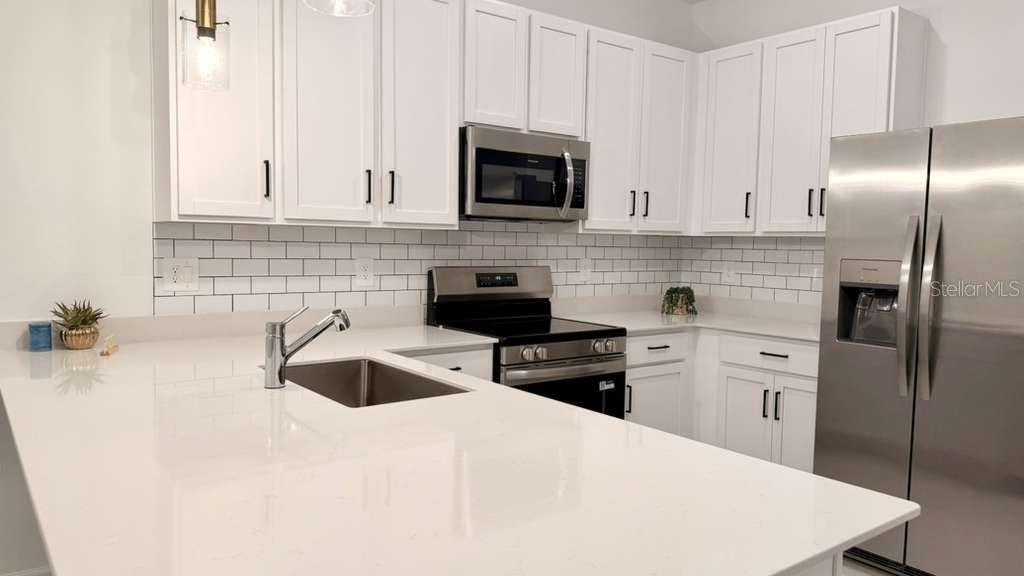 WESTVIEW POD A PH 3 - Residential Lease