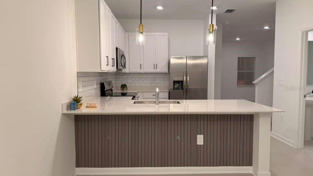 WESTVIEW POD A PH 3 - Residential Lease