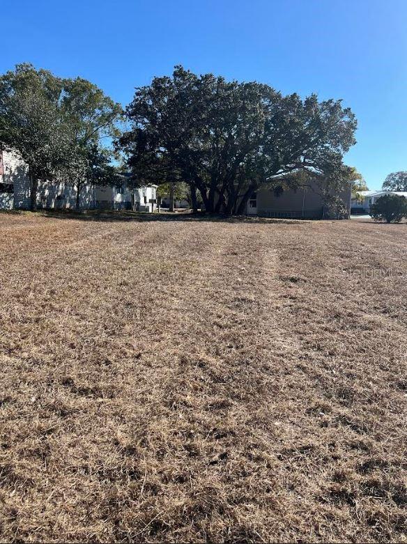 BROOKRIDGE COMM - Land