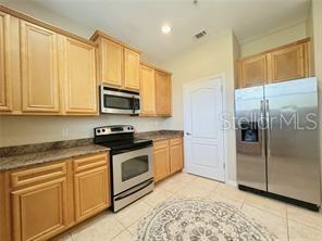 STONEYBROOK WEST I - Residential Lease