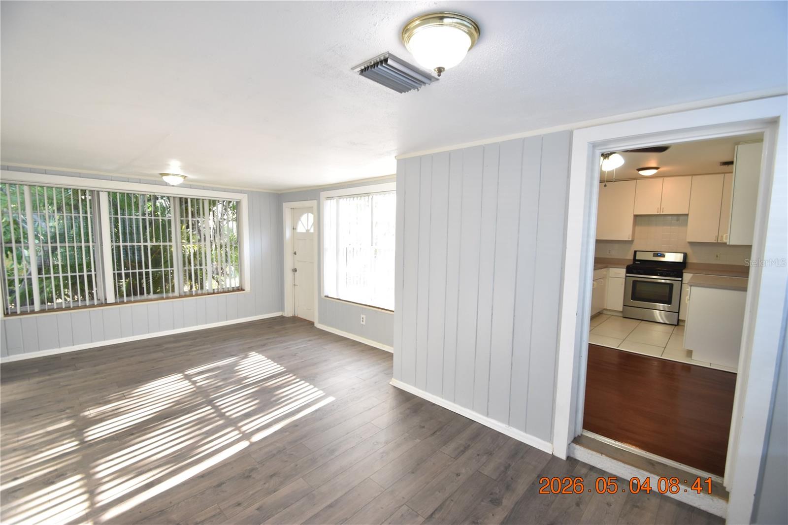 BAYHILL ESTATES - Residential Lease