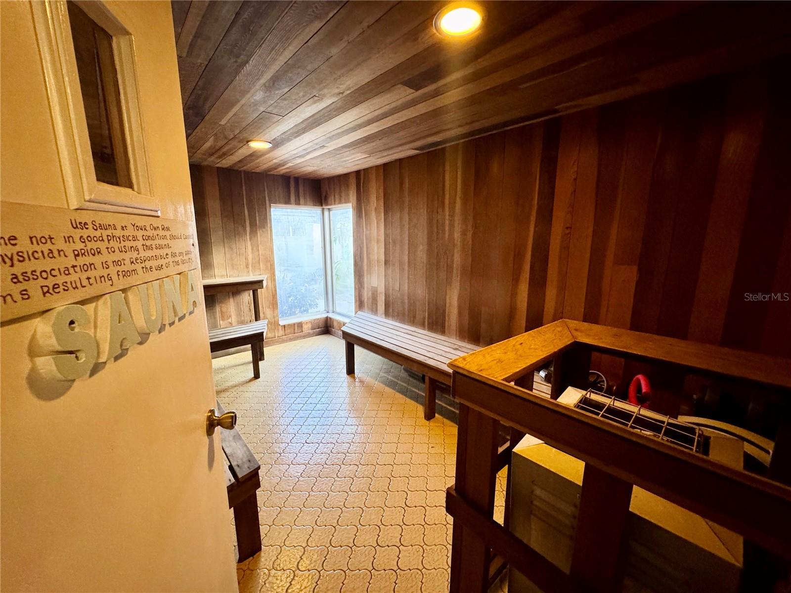 WILLOWBROOK CONDO - Residential Lease