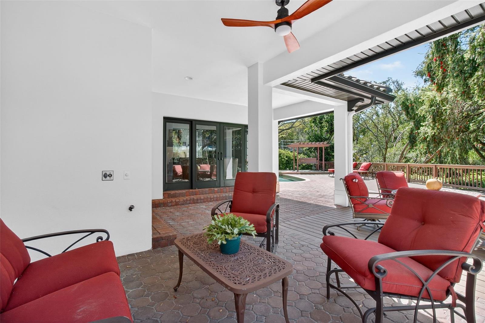 TORTUGA CIRCLE REP - Residential