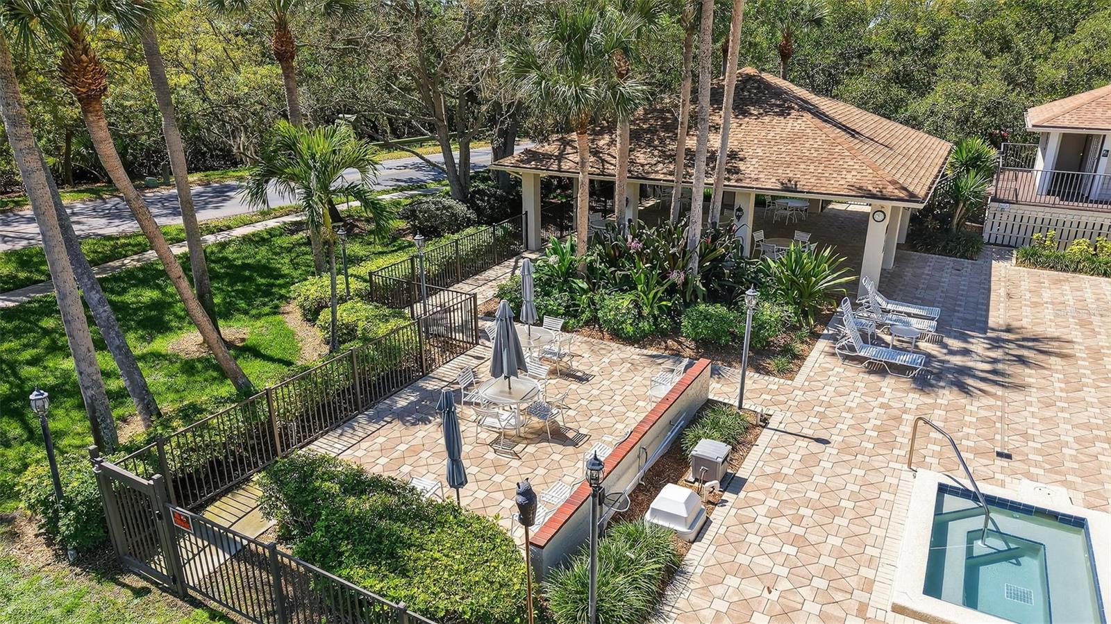 TORTUGA CIRCLE REP - Residential