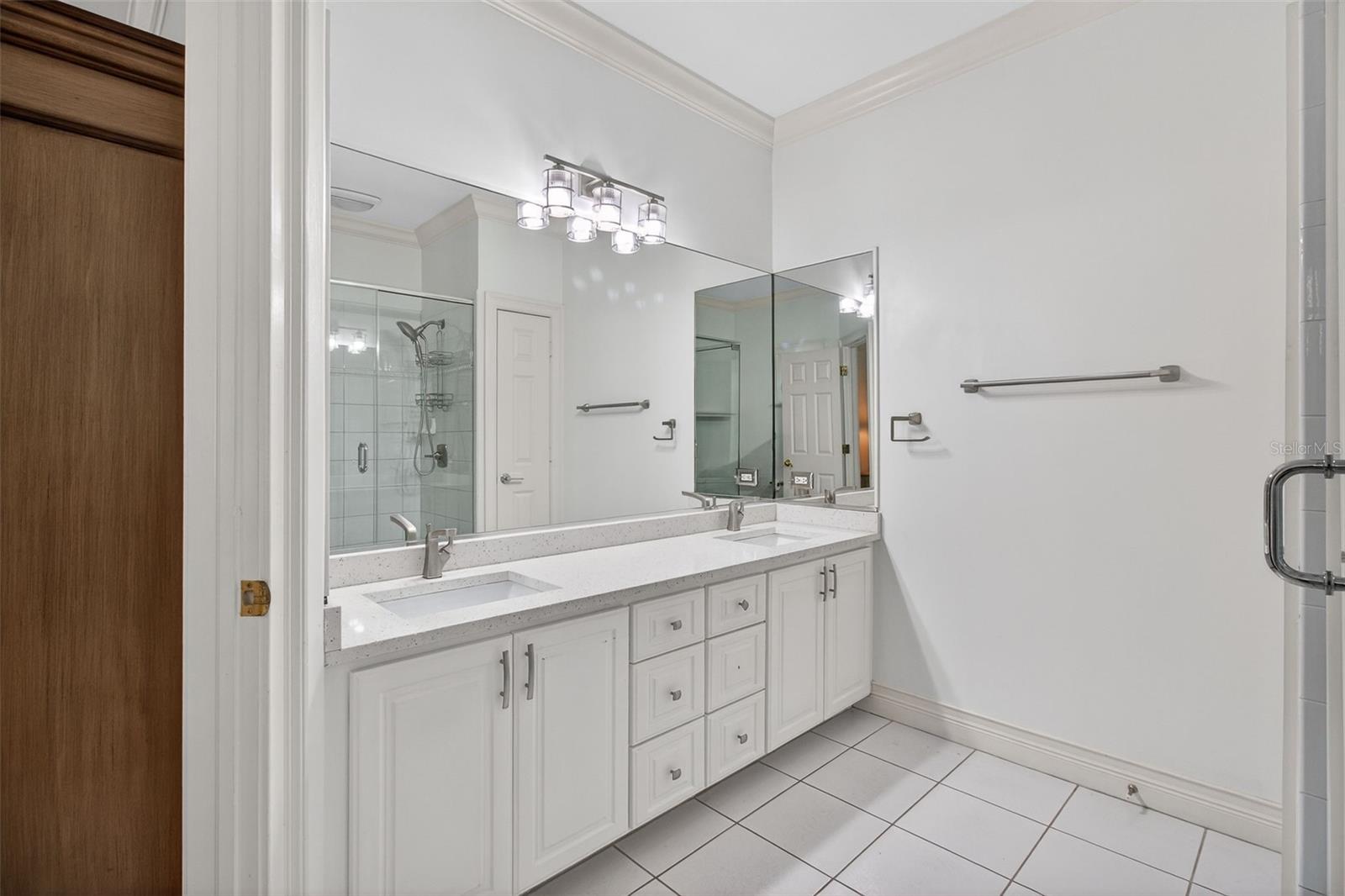 TORTUGA CIRCLE REP - Residential