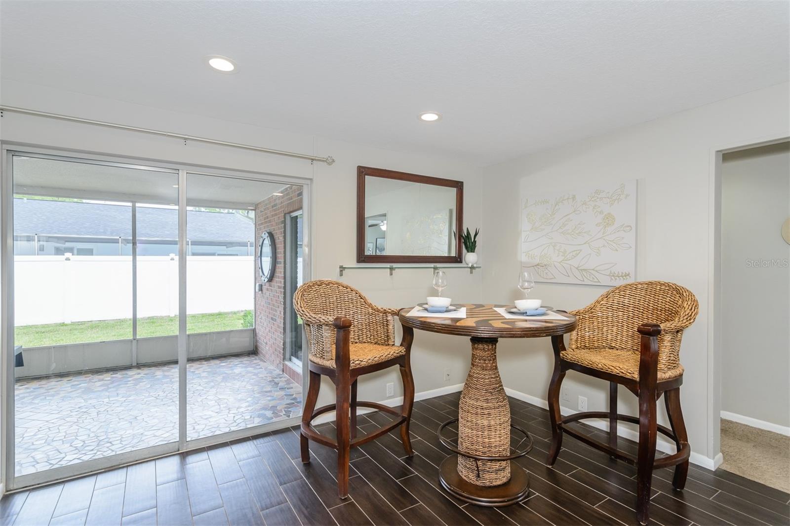 FAIRWAY MANOR - Residential