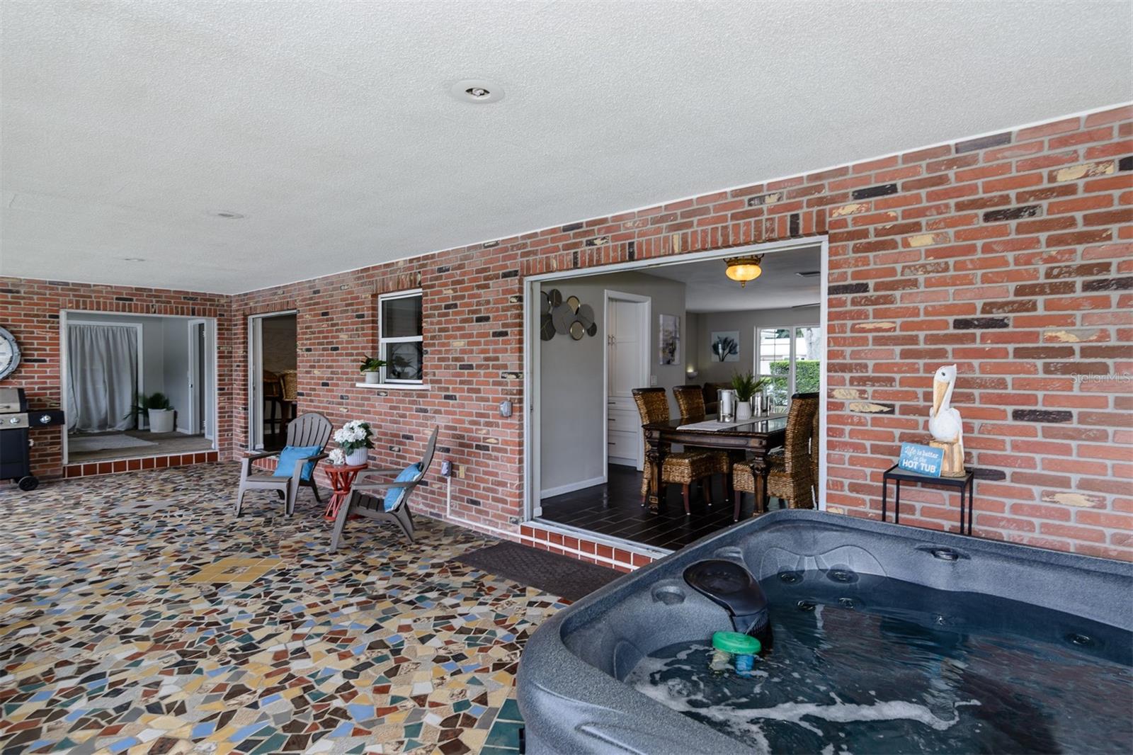 FAIRWAY MANOR - Residential