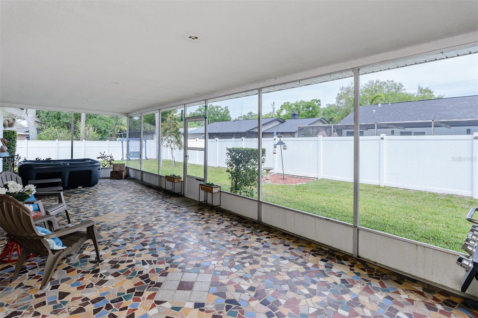 FAIRWAY MANOR - Residential