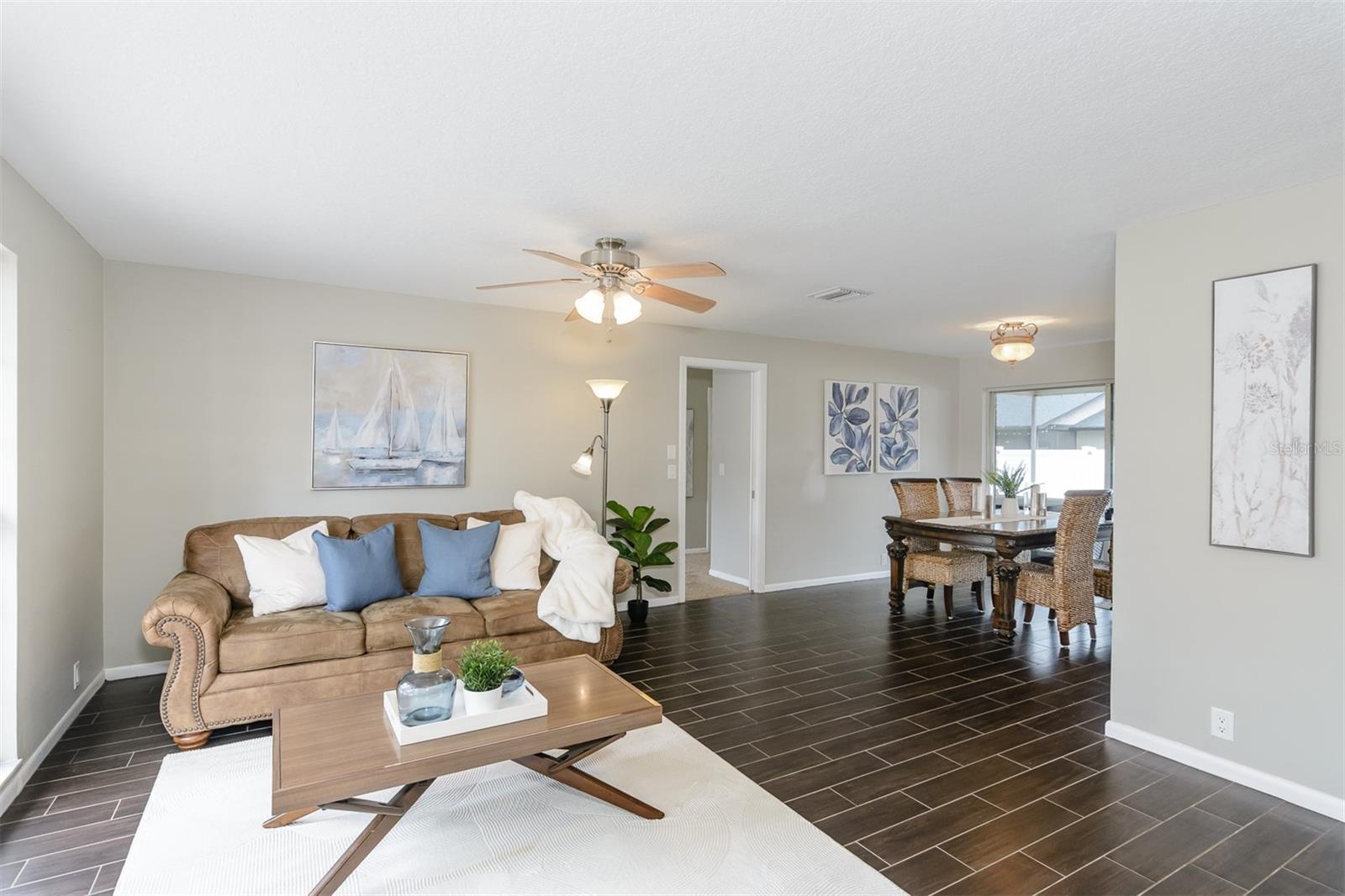 FAIRWAY MANOR - Residential