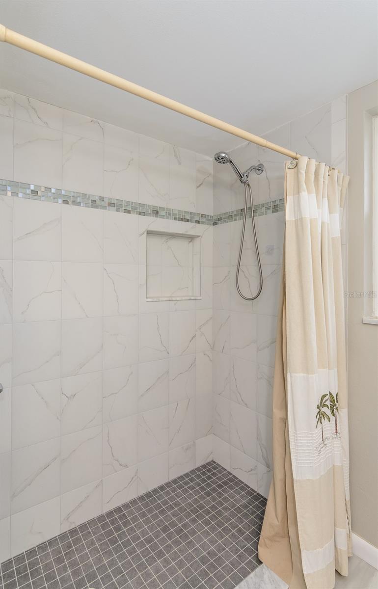 FAIRWAY MANOR - Residential