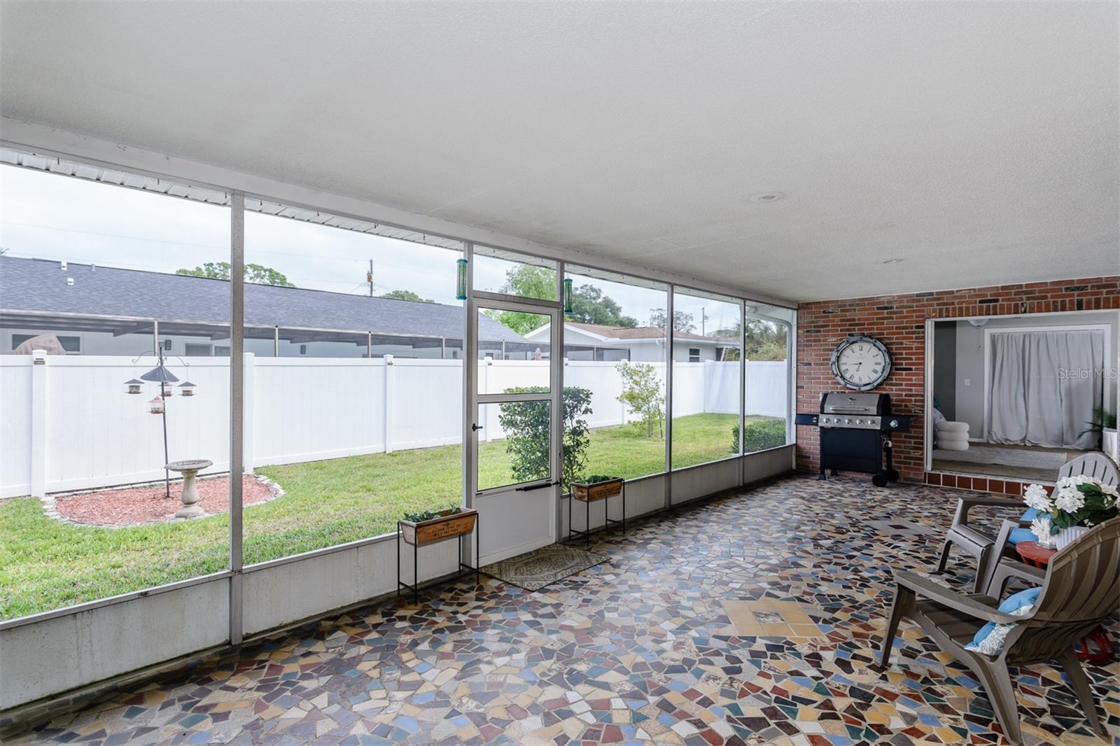 FAIRWAY MANOR - Residential