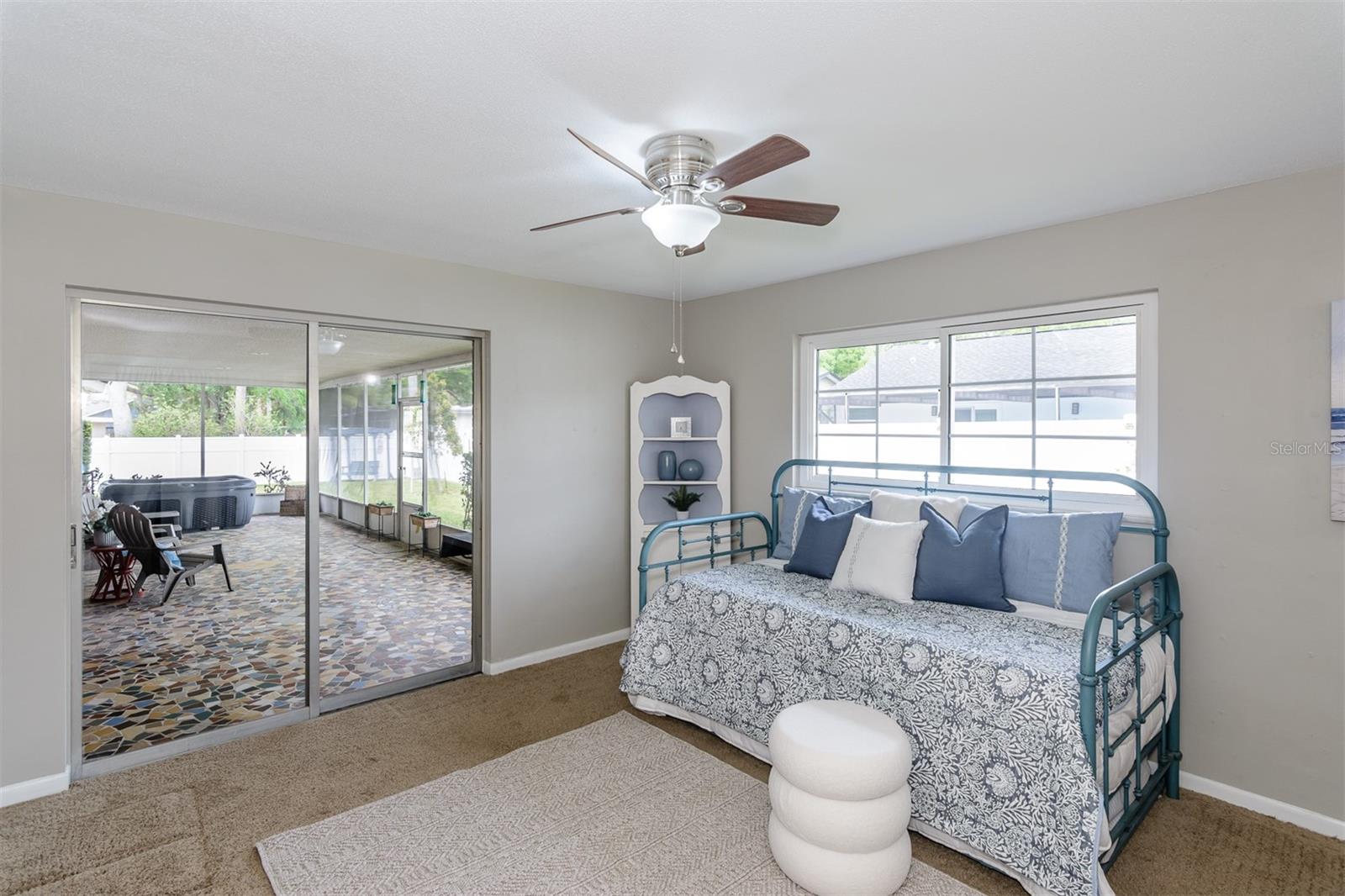 FAIRWAY MANOR - Residential