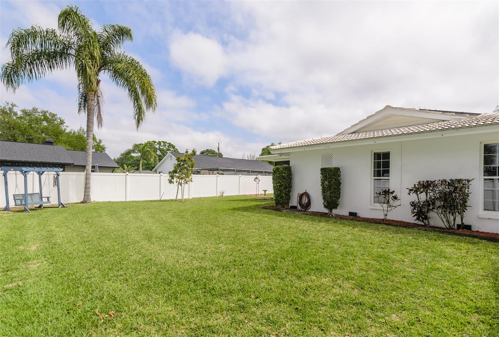 FAIRWAY MANOR - Residential