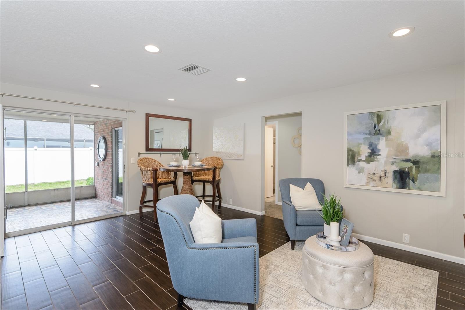 FAIRWAY MANOR - Residential