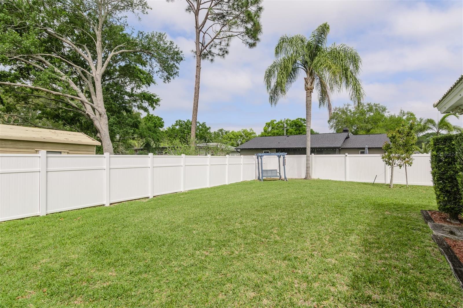 FAIRWAY MANOR - Residential