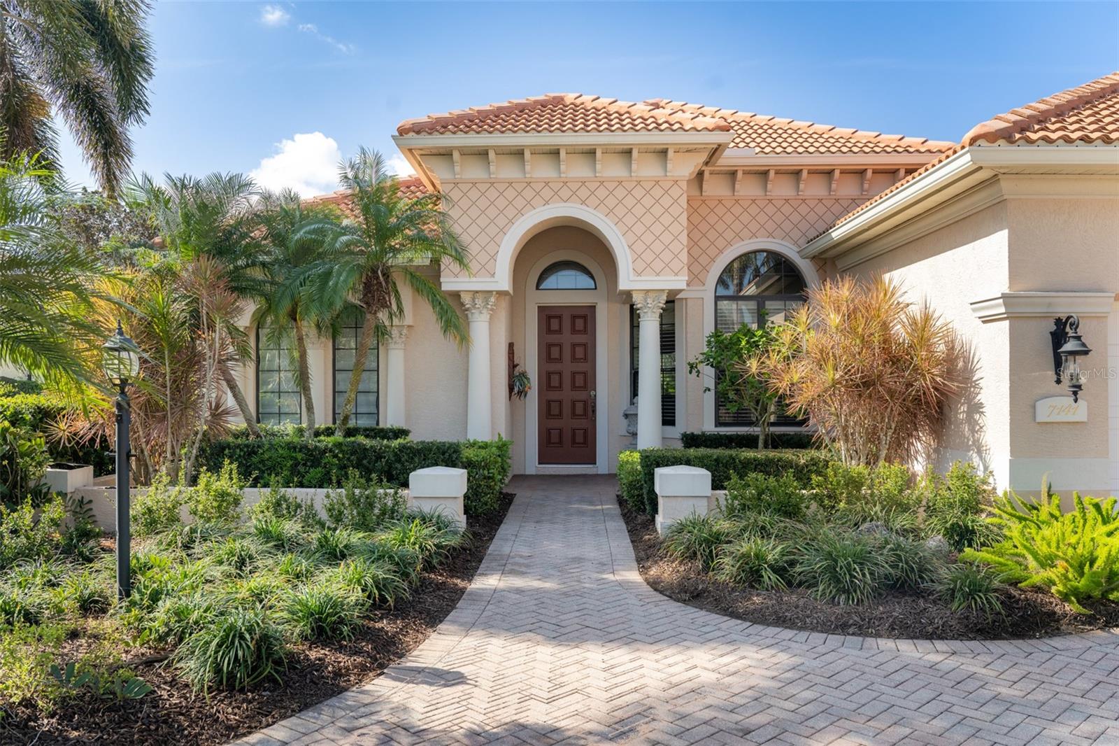 7141 WHITEMARSH CIRCLE