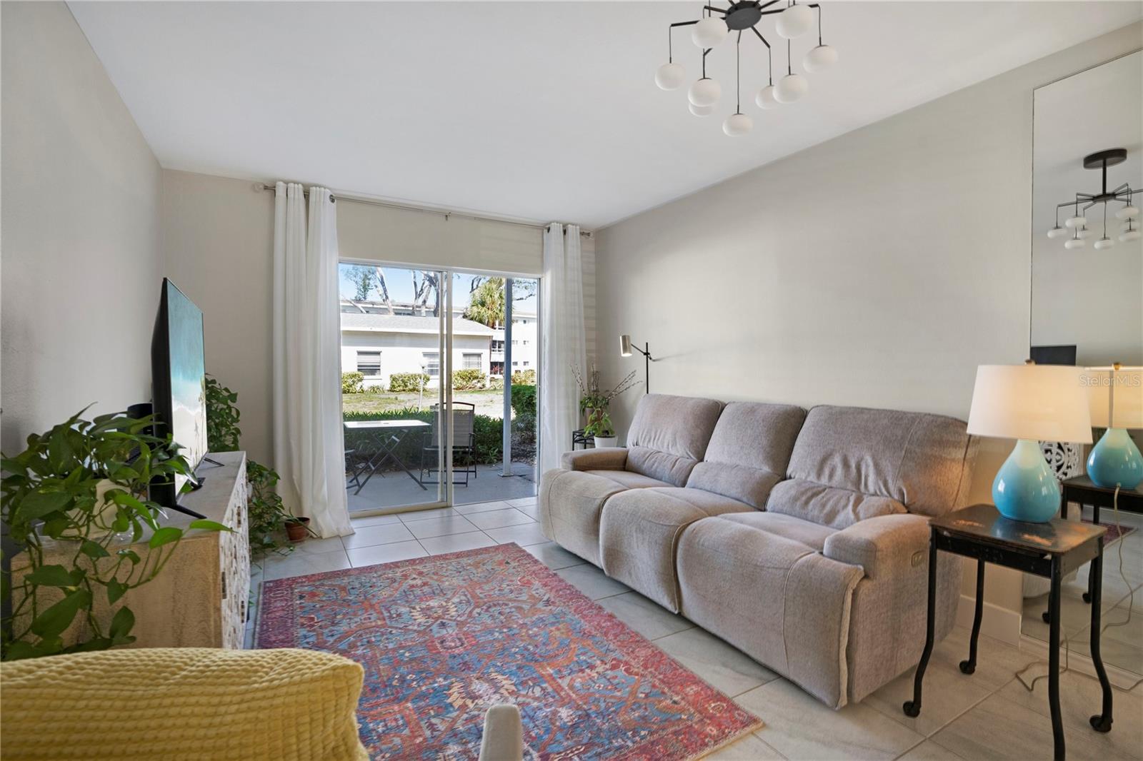 THE FOURTH BAYSHORE - Residential