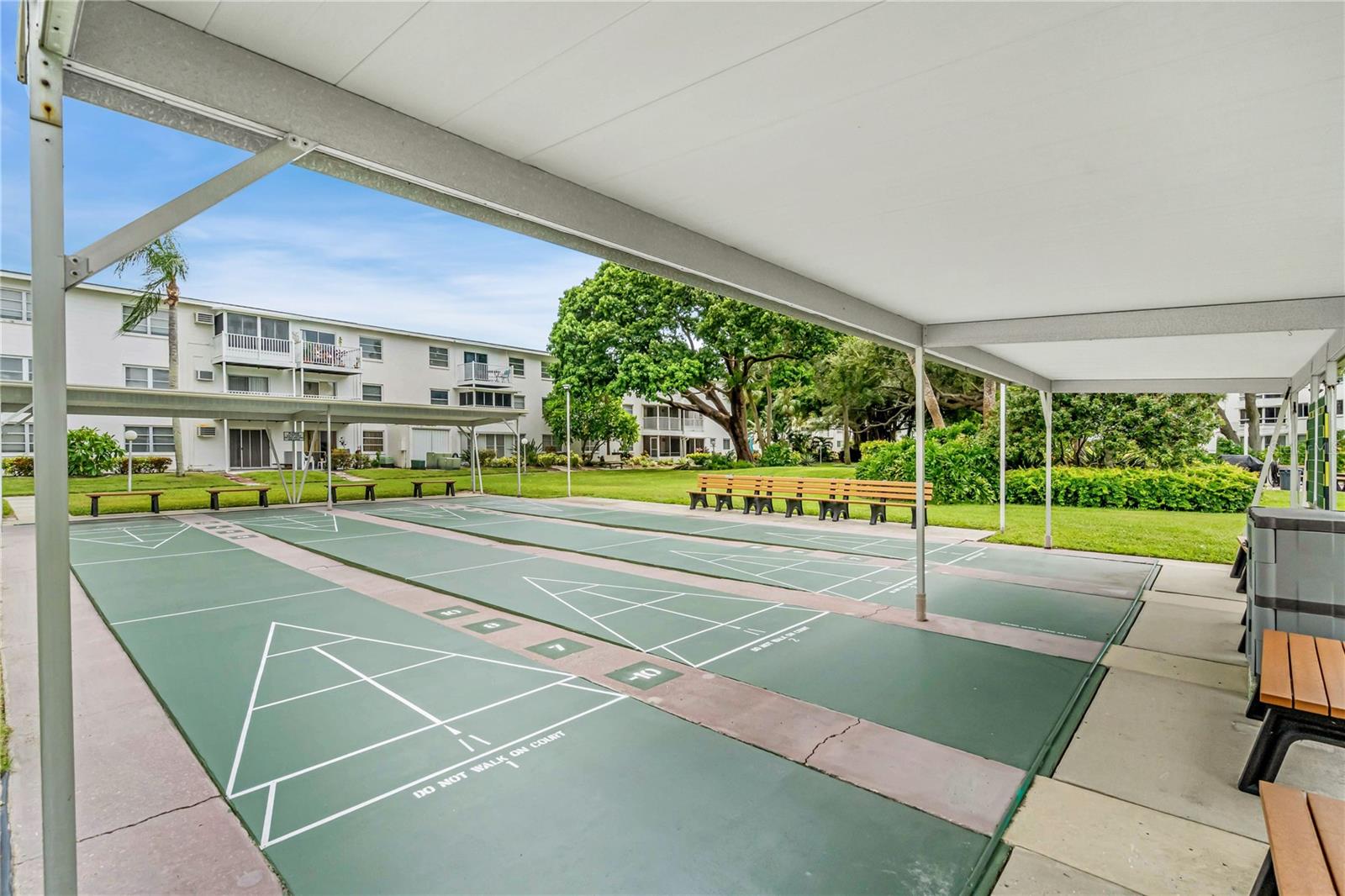 THE FOURTH BAYSHORE - Residential