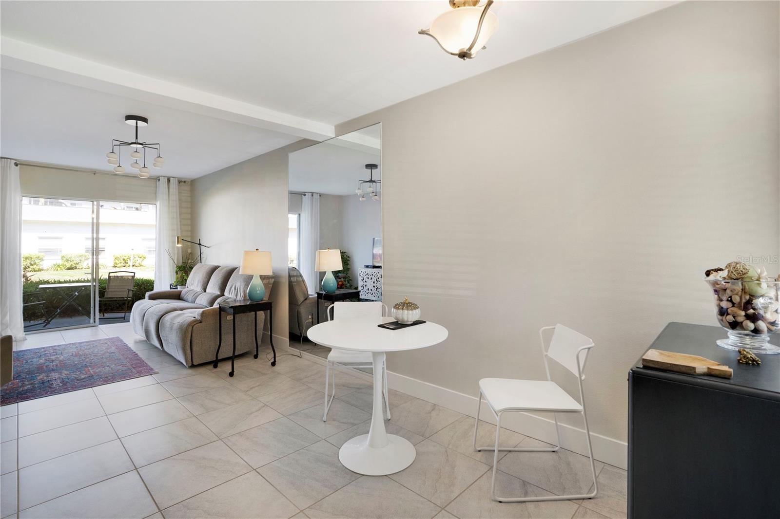 THE FOURTH BAYSHORE - Residential