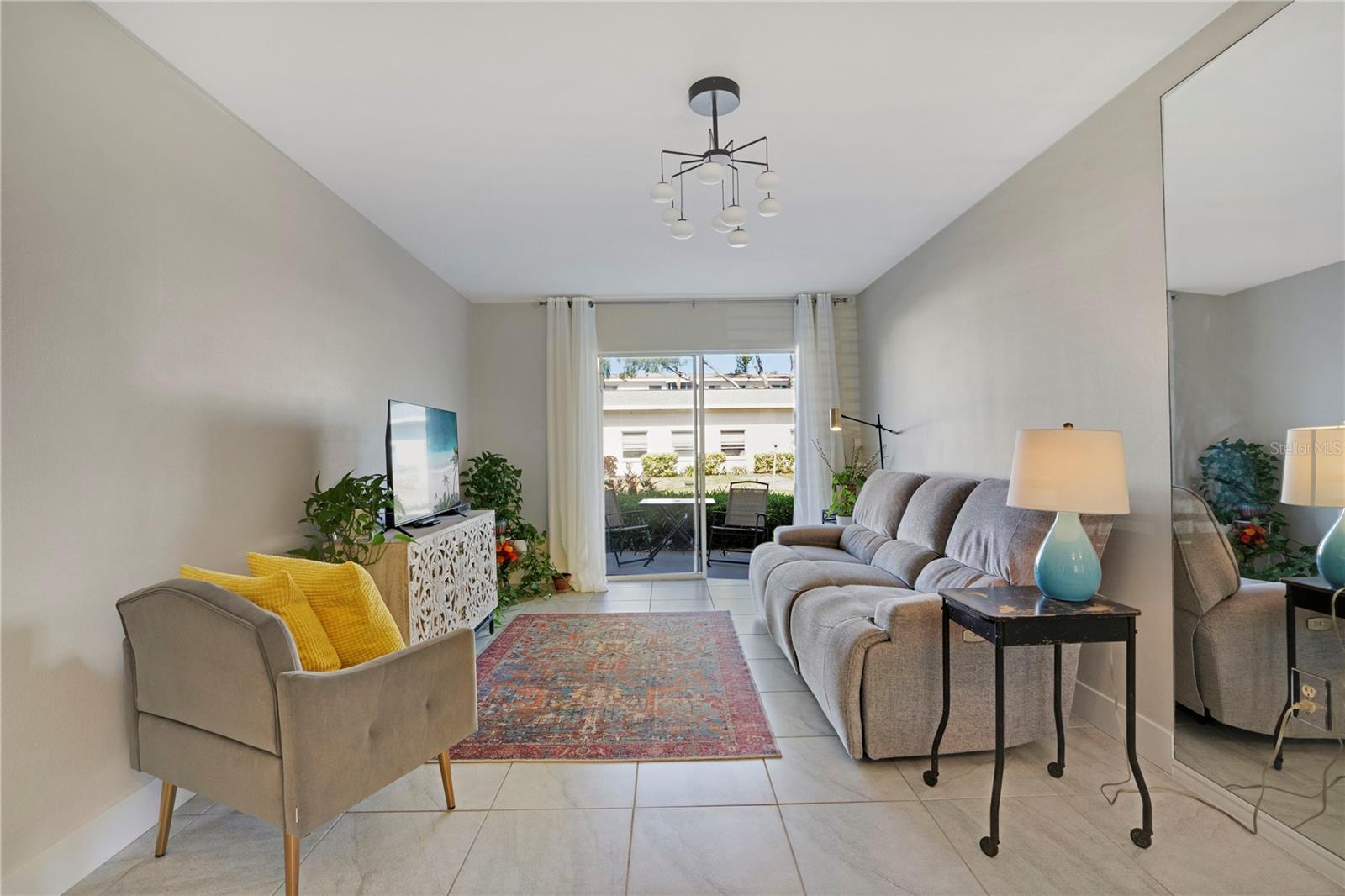 THE FOURTH BAYSHORE - Residential