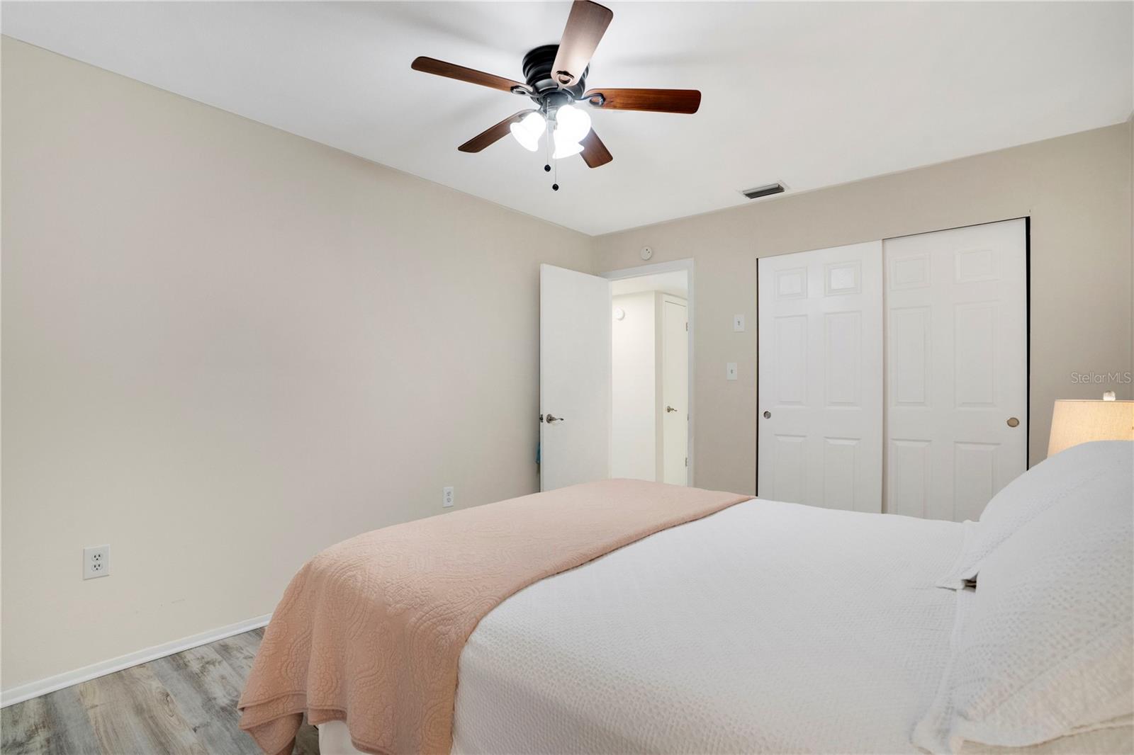 THE FOURTH BAYSHORE - Residential