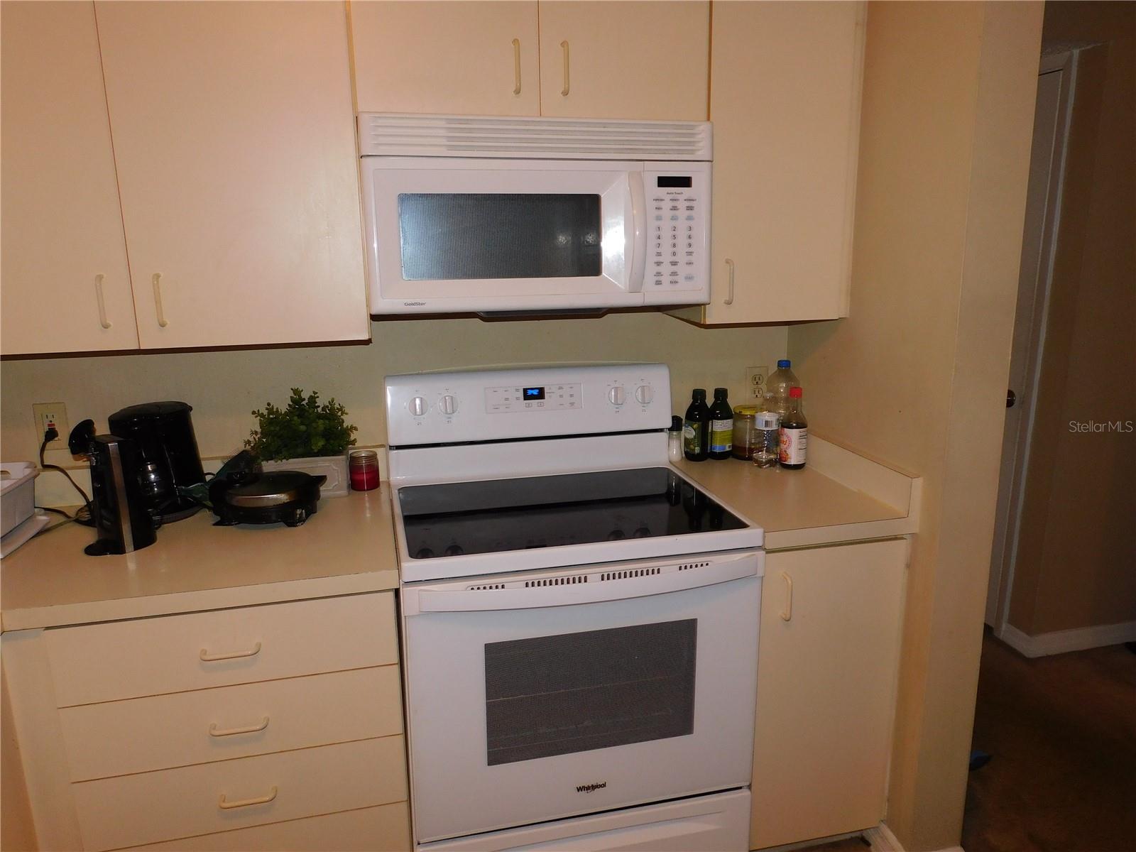 LAKEWOOD PARK A CONDO - Residential