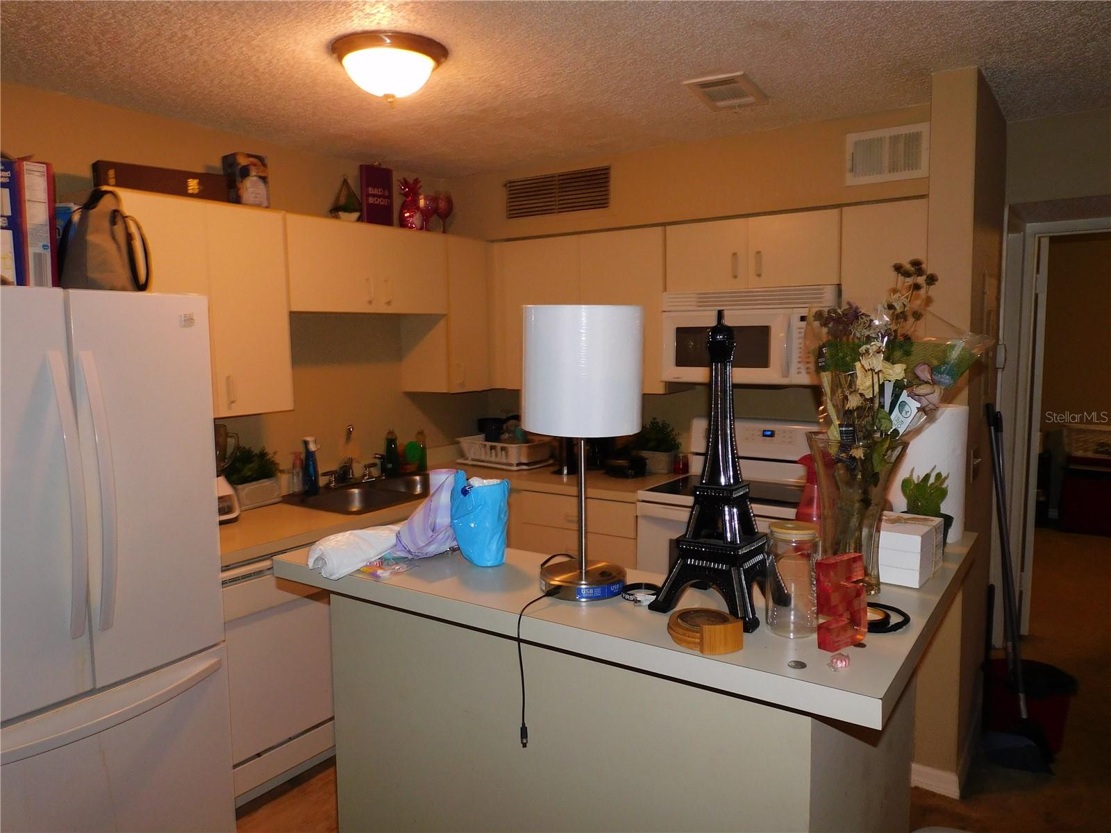 LAKEWOOD PARK A CONDO - Residential