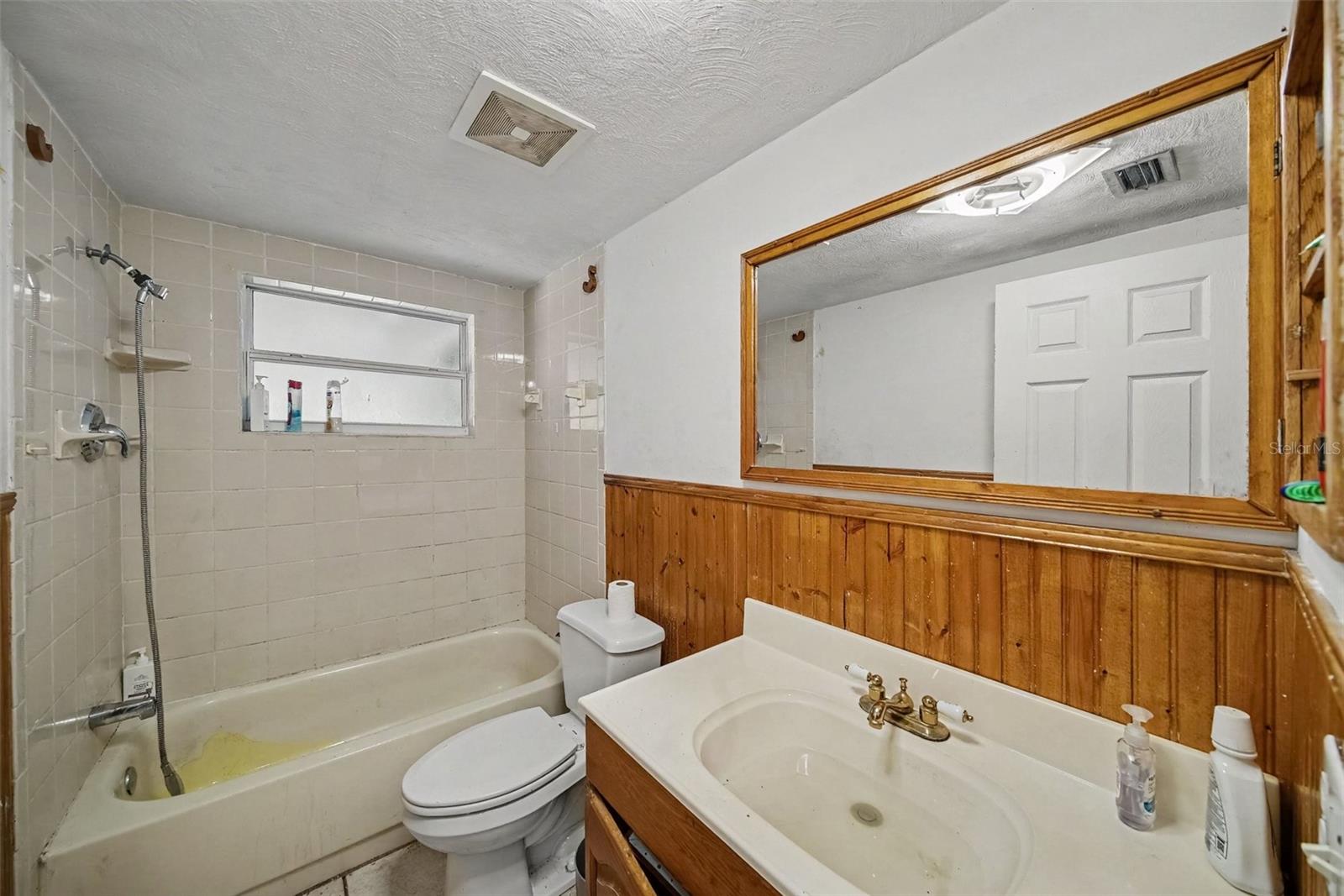 6249 MAPLEWOOD DRIVE
