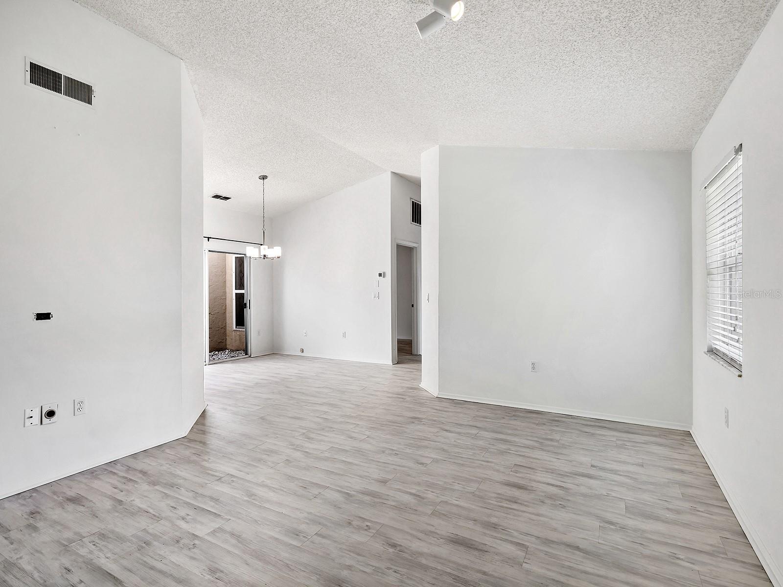 CHARTLEY COURT - Residential