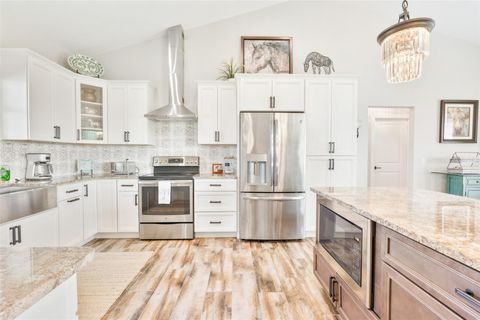 Tiny photo for 16750 Keene Road, Umatilla, FL 32784 (MLS # G5109361)