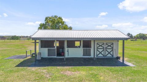 Tiny photo for 16750 Keene Road, Umatilla, FL 32784 (MLS # G5109361)