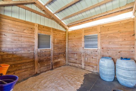 Tiny photo for 16750 Keene Road, Umatilla, FL 32784 (MLS # G5109361)