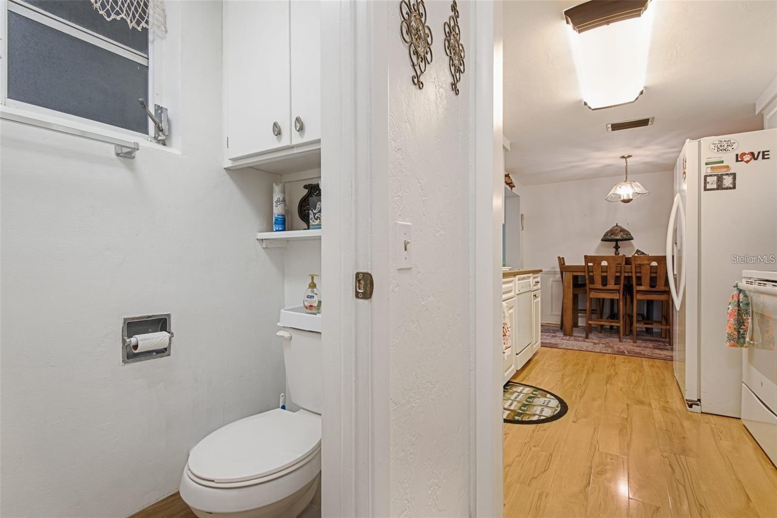 COLONIAL HILLS - Residential