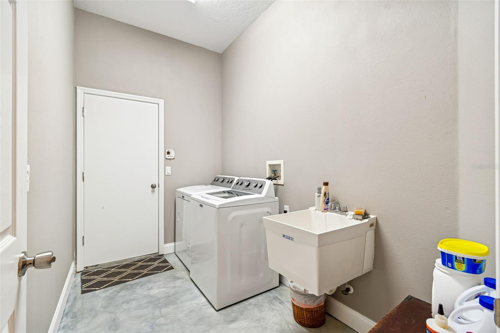 VILLAROSA PH 2 - Residential