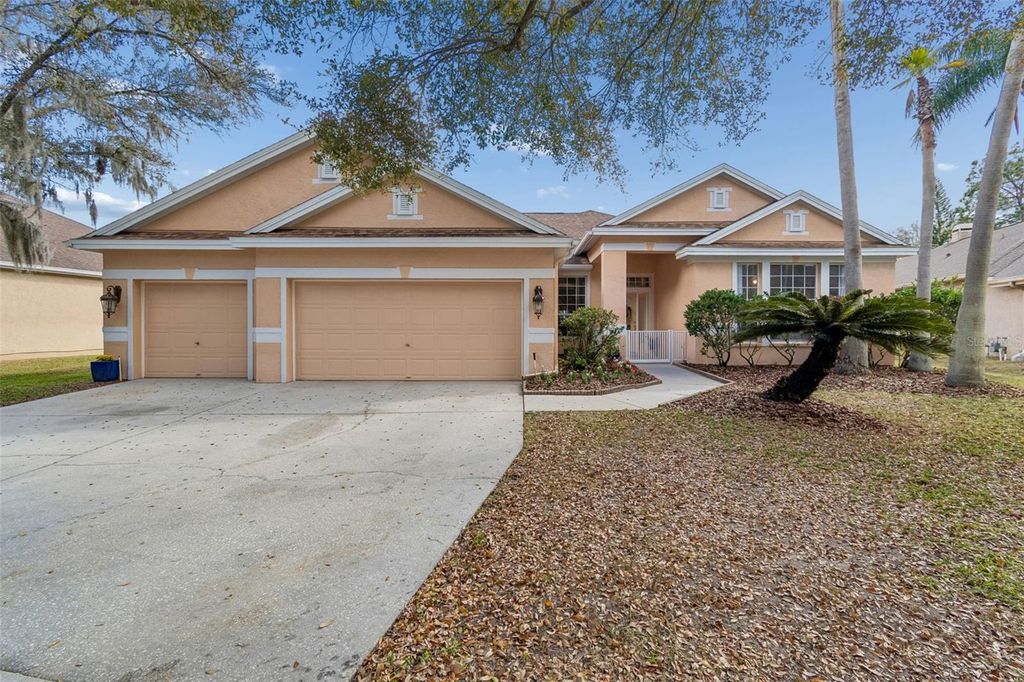 Photo of 5506 Camille Court, Lutz, FL 33558 (MLS # TB8486158)