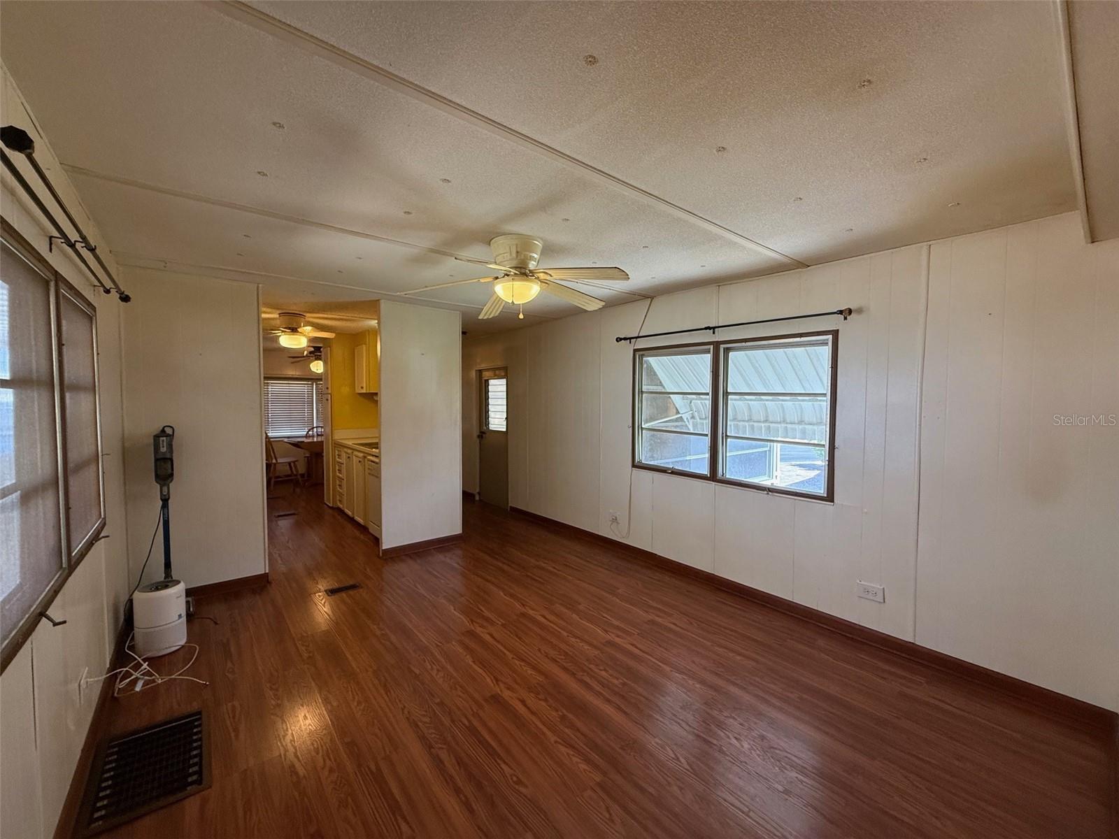 RIVER HAVEN MOB HME PARK - Residential