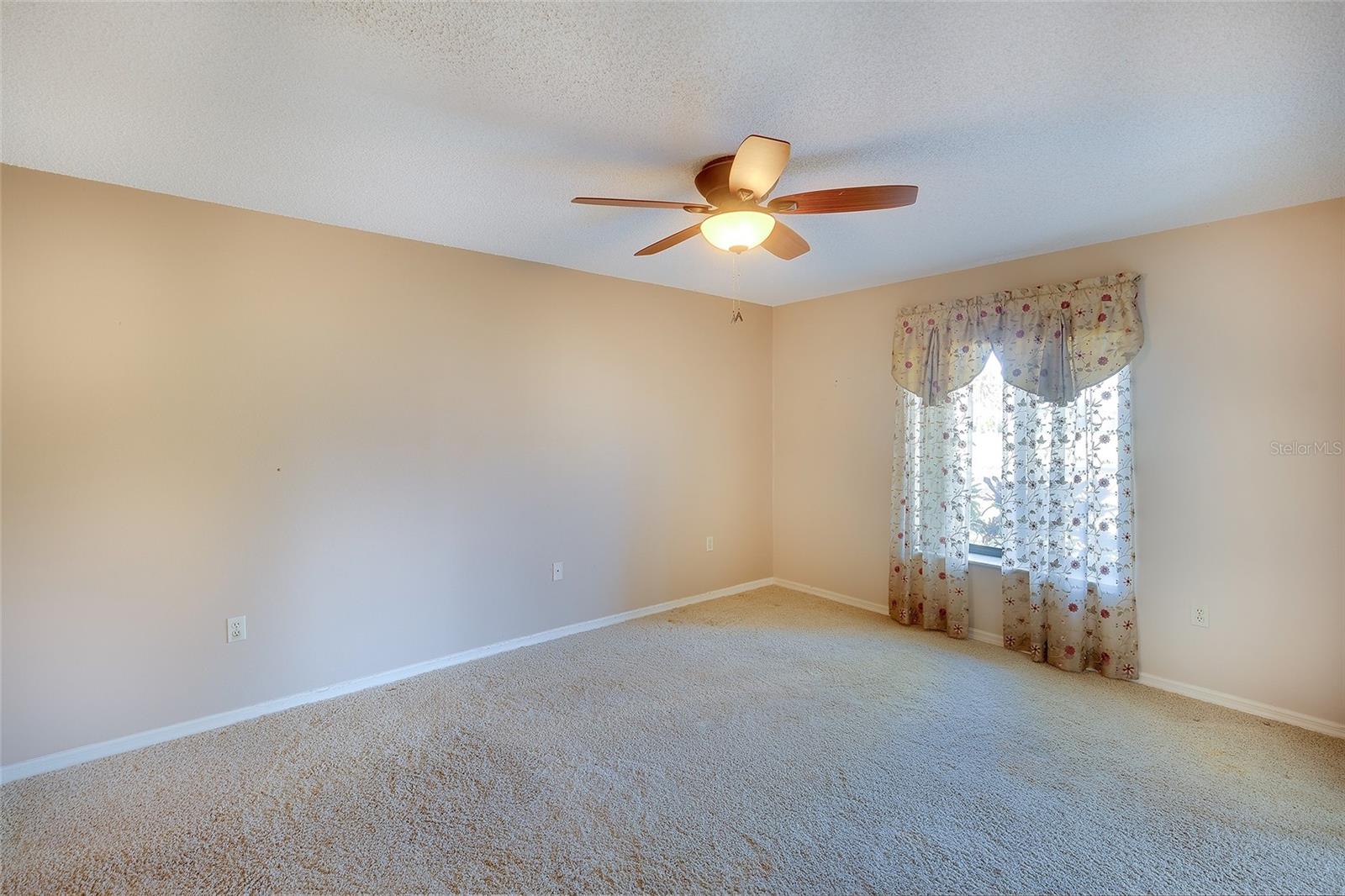 WOODLAND GREEN - Residential