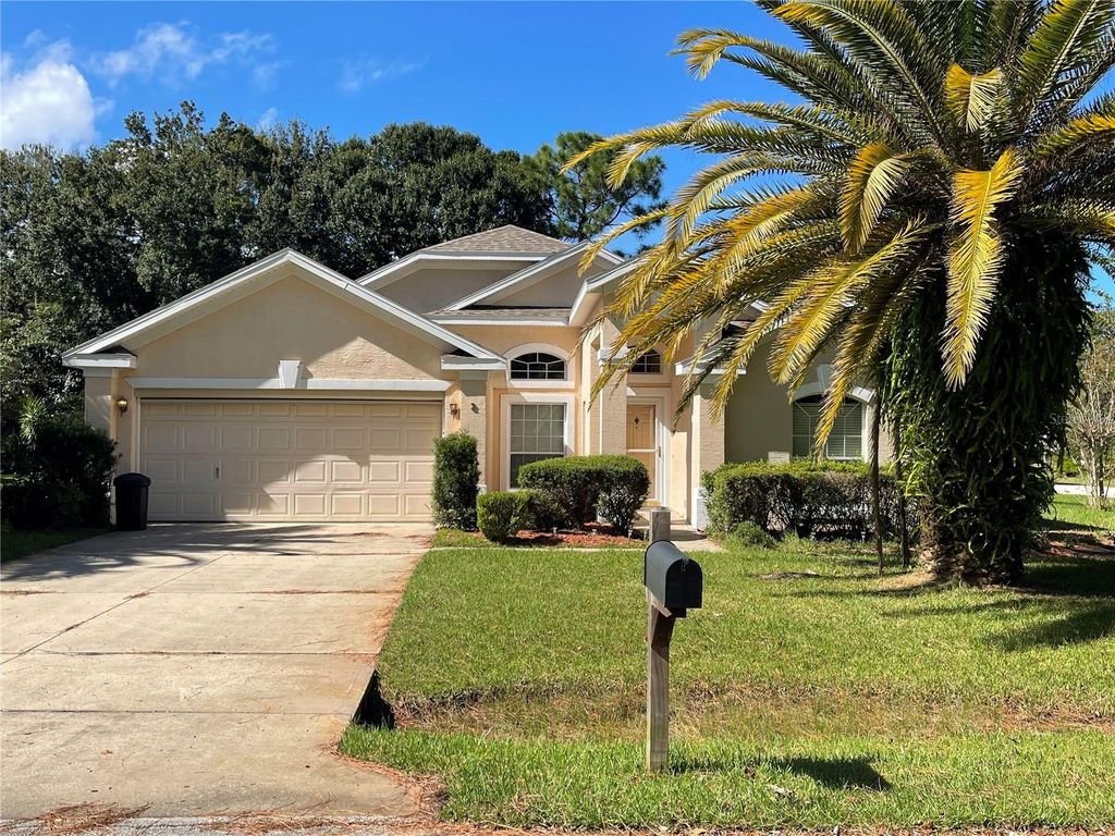 Photo of 2 Waser Place, Palm Coast, FL 32164 (MLS # FC315989)