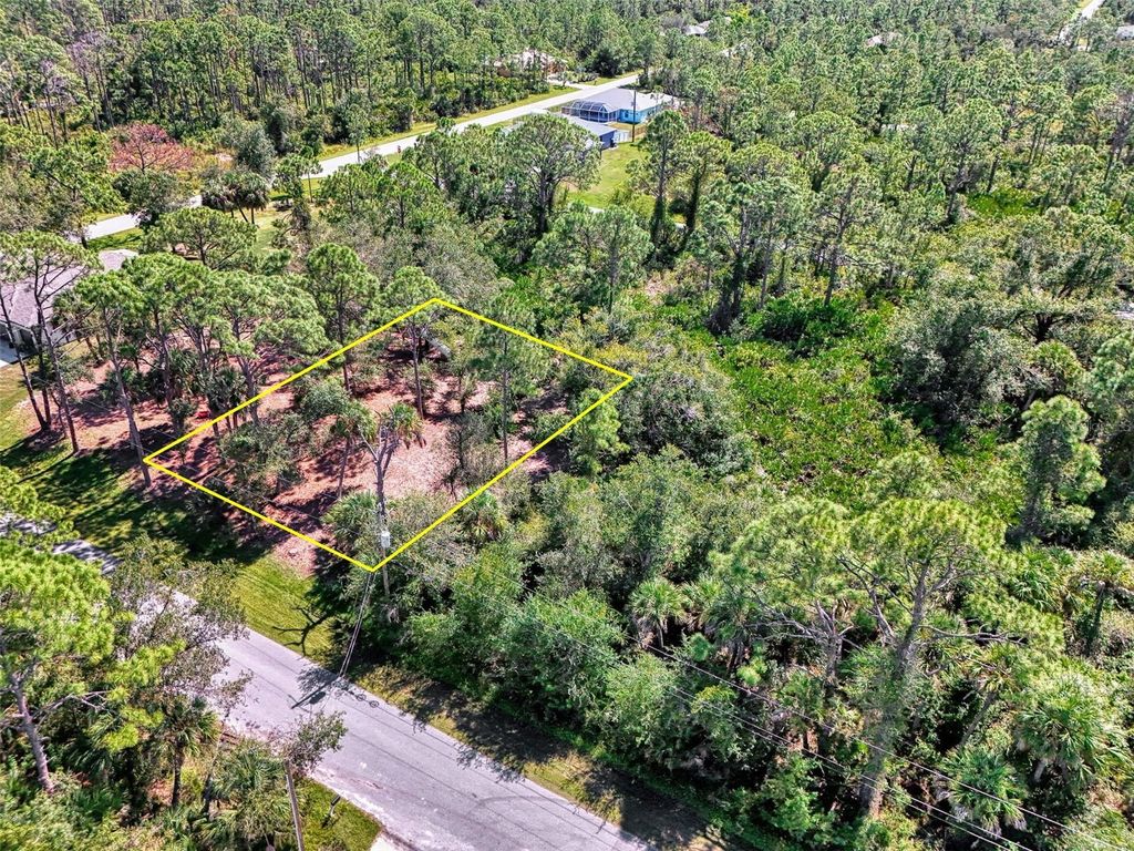 Photo of 13153 Ketridge Avenue, Port Charlotte, FL 33953 (MLS # N6140985)