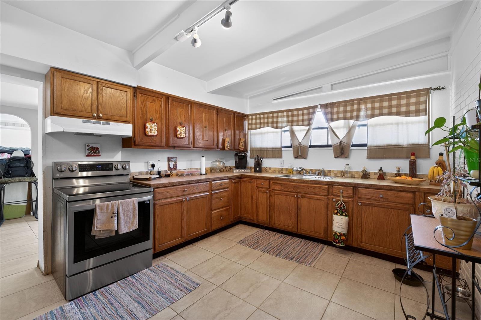 CLAIR MEL CITY UNIT 3 - Residential