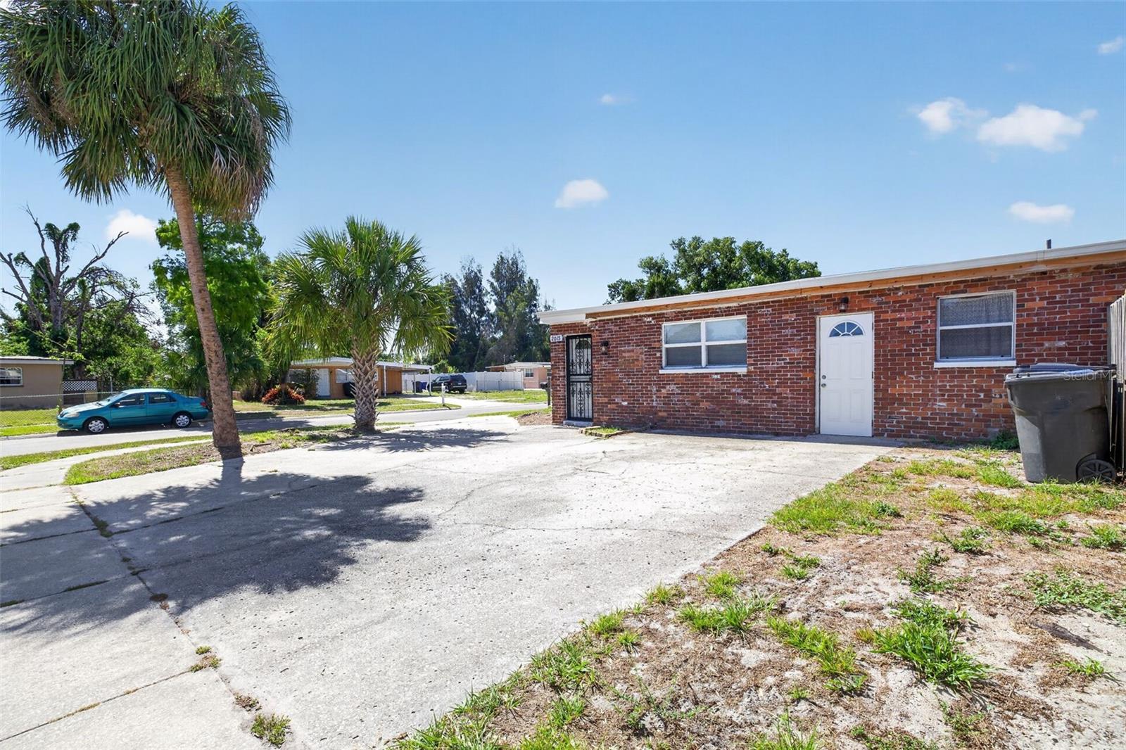 CLAIR MEL CITY UNIT 3 - Residential