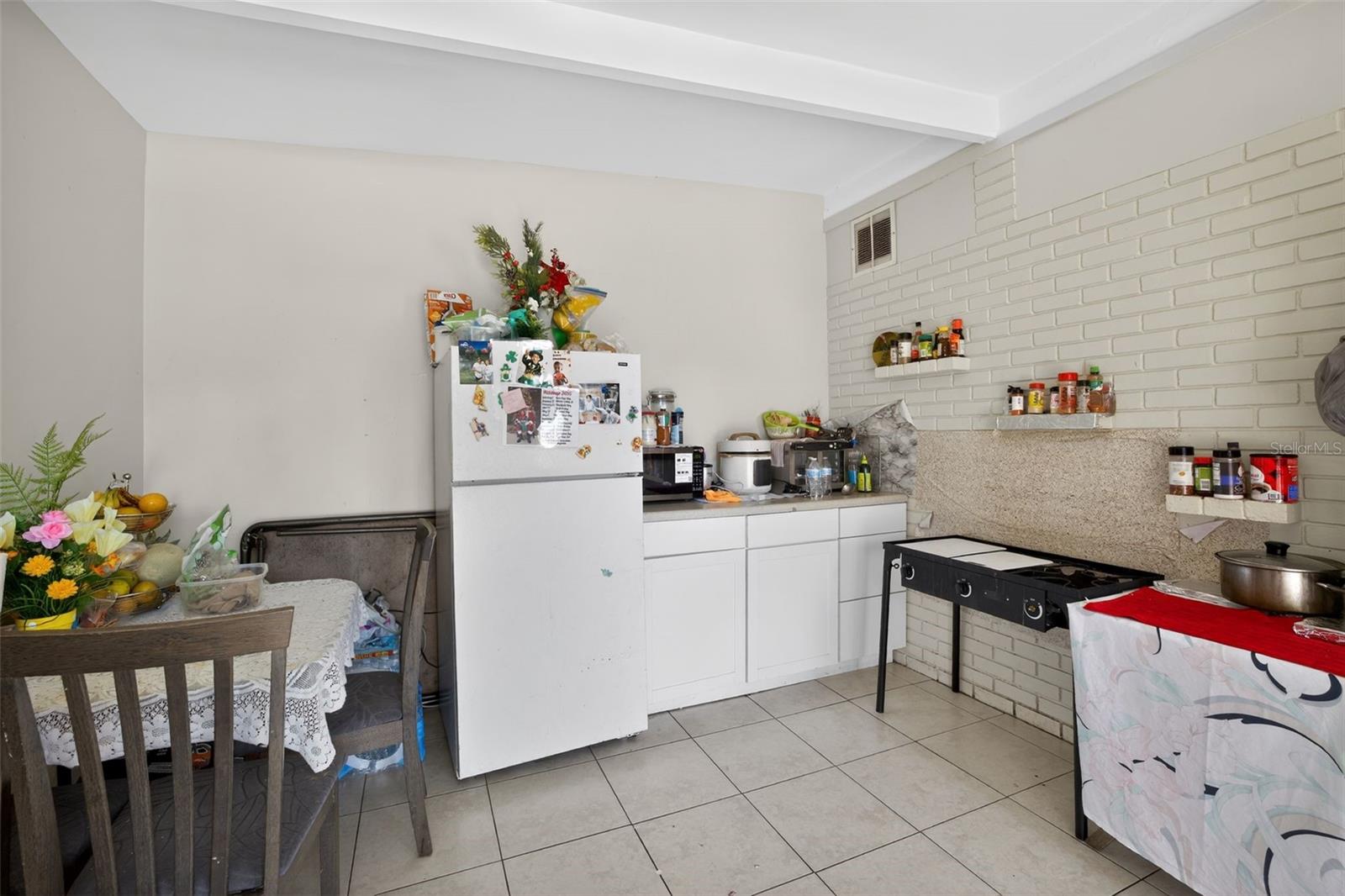 CLAIR MEL CITY UNIT 3 - Residential