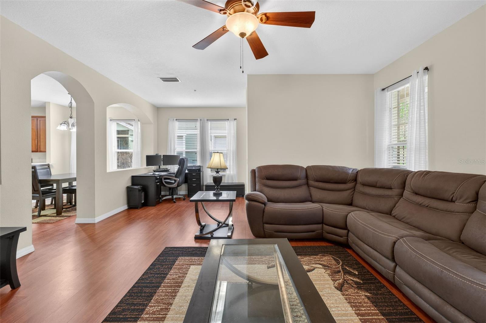 VILLAS/EAST PARK - Residential