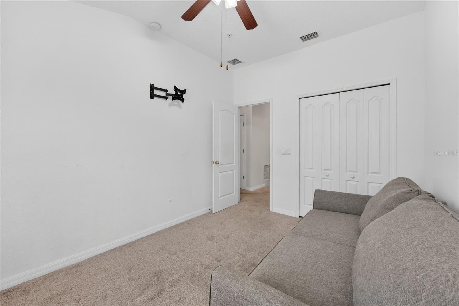 VILLAS/EAST PARK - Residential