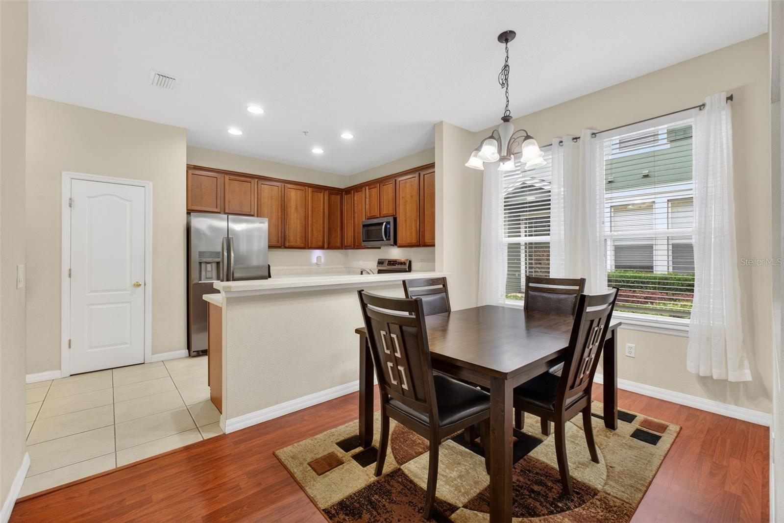 VILLAS/EAST PARK - Residential