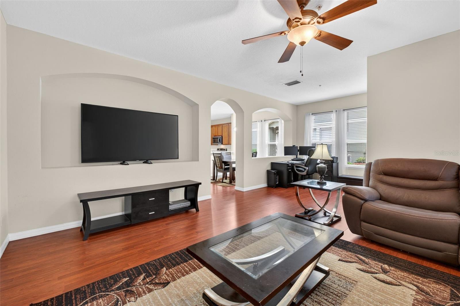 VILLAS/EAST PARK - Residential