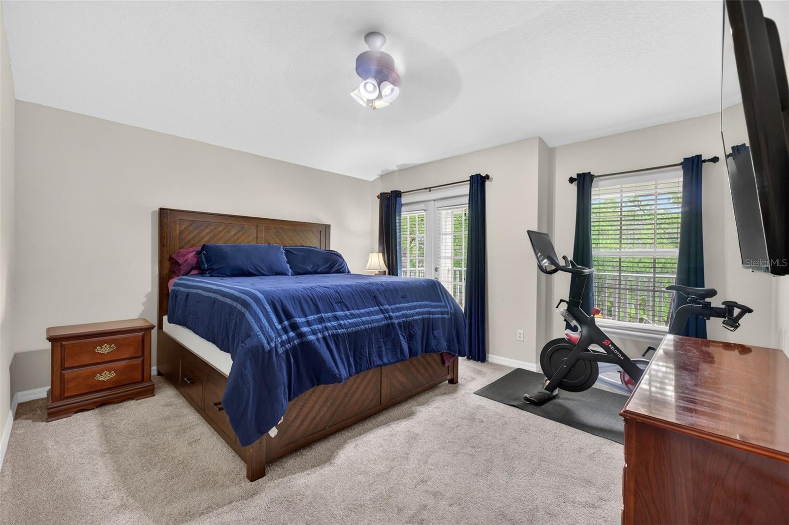 VILLAS/EAST PARK - Residential