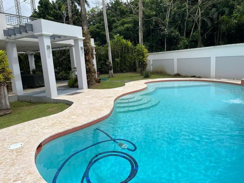 VALLES DEL LAGO - Residential